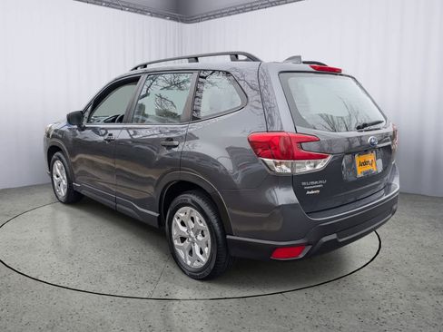 Used 2023 Subaru Forester image 4