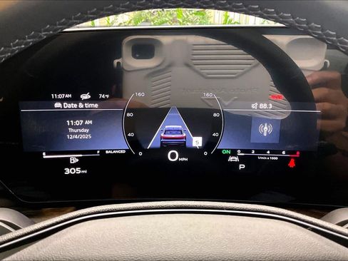 Certified 2025 Audi Q5 Prestige image 25