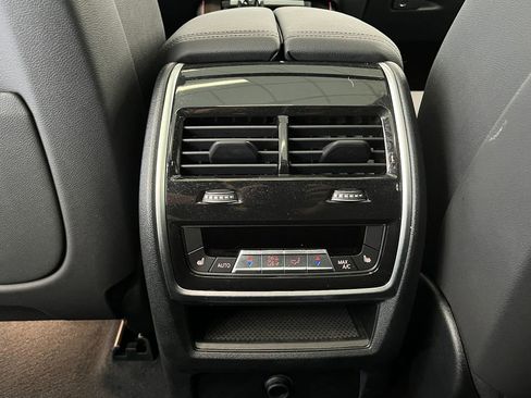 Used 2022 BMW X5 xDrive40i w/ Premium Package image 30