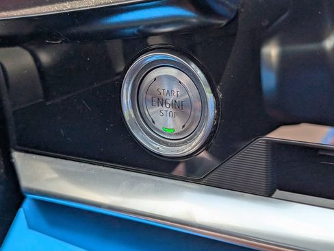 Used 2022 Chevrolet Corvette Stingray Premium Conv w/ Z51 Performance Package RWD image 25