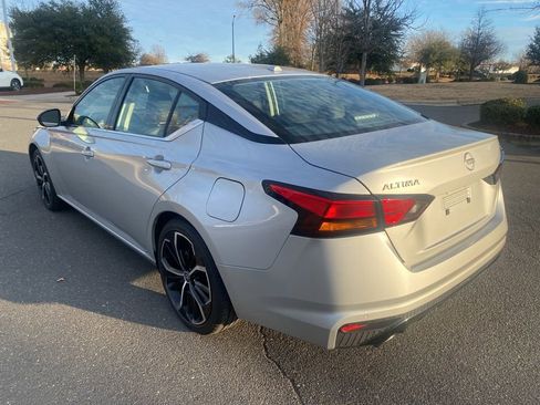 Used 2024 Nissan Altima 2.5 SR image 5