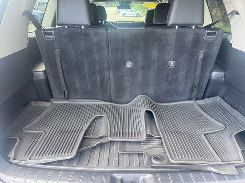 Used 2024 Toyota Grand Highlander AWD image 16