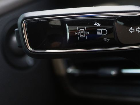 Used 2021 Lincoln Corsair Reserve w/ Equipment Group 201A image 25