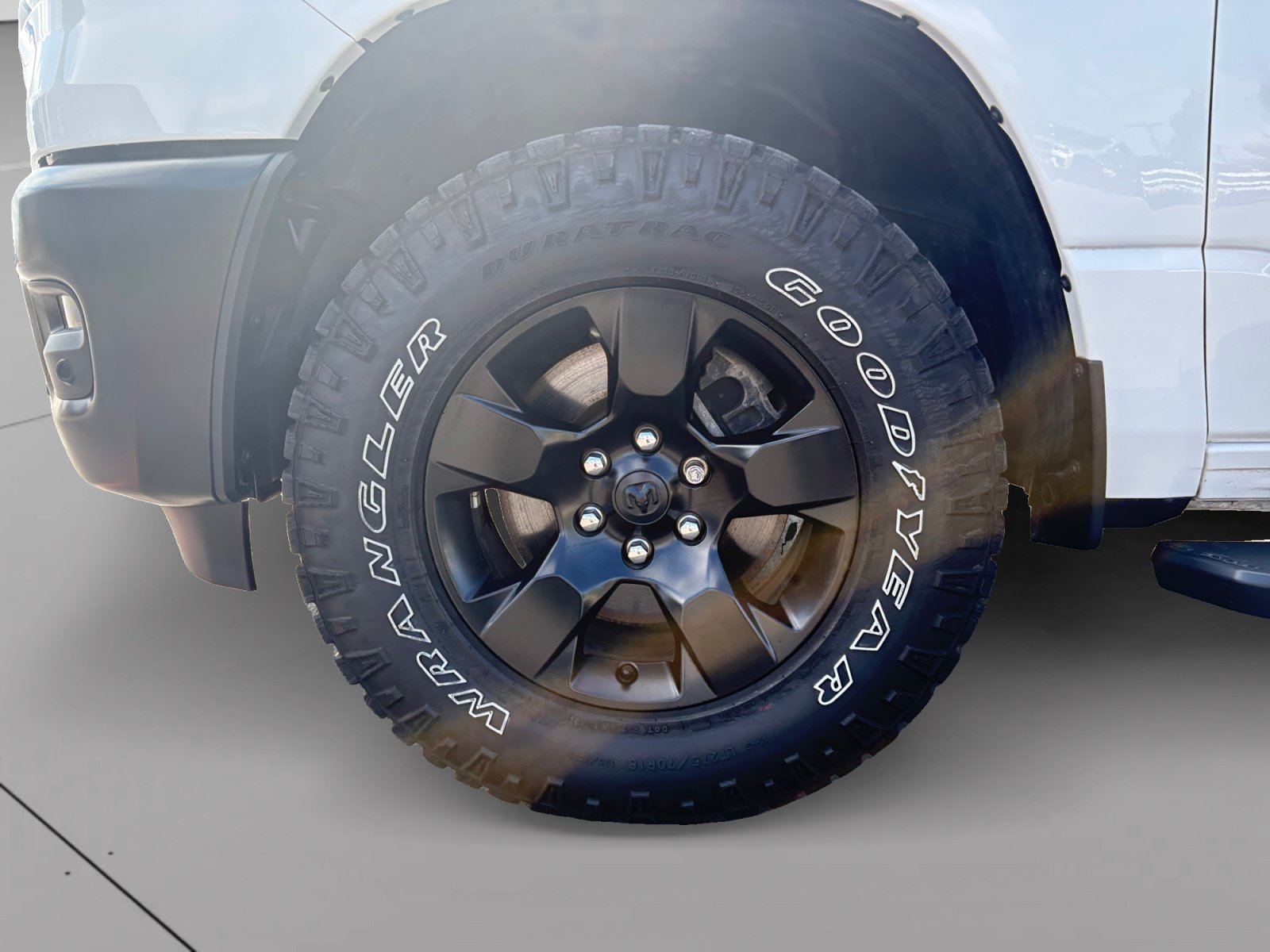 Used 2025 RAM 1500 Warlock AWD/4WD image 9