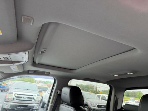 Used 2017 GMC Sierra 1500 Denali AWD/4WD image 10