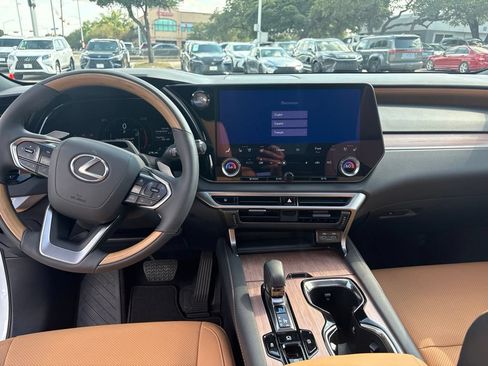 Certified 2026 Lexus RX 350 Premium w/ Convenience Package FWD image 18