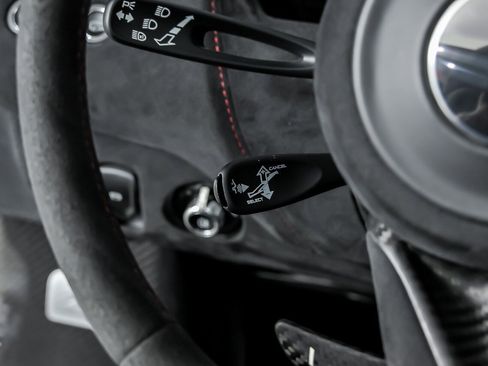 Used 2018 McLaren 720S Performance RWD image 30