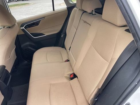 Used 2020 Toyota RAV4 LE w/ All Weather Liner Package AWD/4WD image 23
