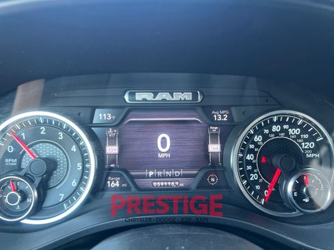 Used 2024 RAM 1500 Laramie RWD image 33
