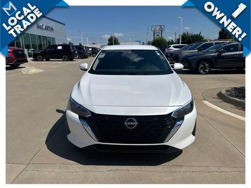 Used 2024 Nissan Sentra SV FWD image 2