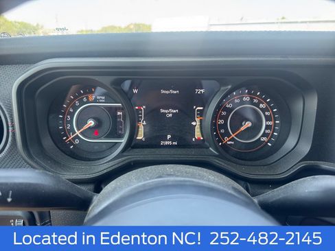 Used 2024 Jeep Gladiator Rubicon w/ Convenience Group AWD/4WD image 21