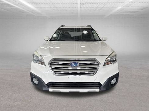 Used 2016 Subaru Outback 2.5i Limited AWD/4WD image 2