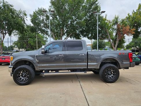 Used 2019 Ford F250 Lariat w/ Chrome Package AWD/4WD image 8
