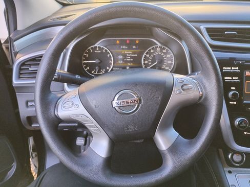 Used 2017 Nissan Murano S image 17
