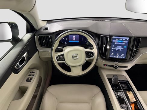 Certified 2024 Volvo XC60 B5 Plus w/ Protection Package Premier AWD/4WD image 22