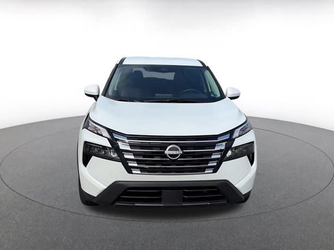 Used 2026 Nissan Rogue SV FWD image 4