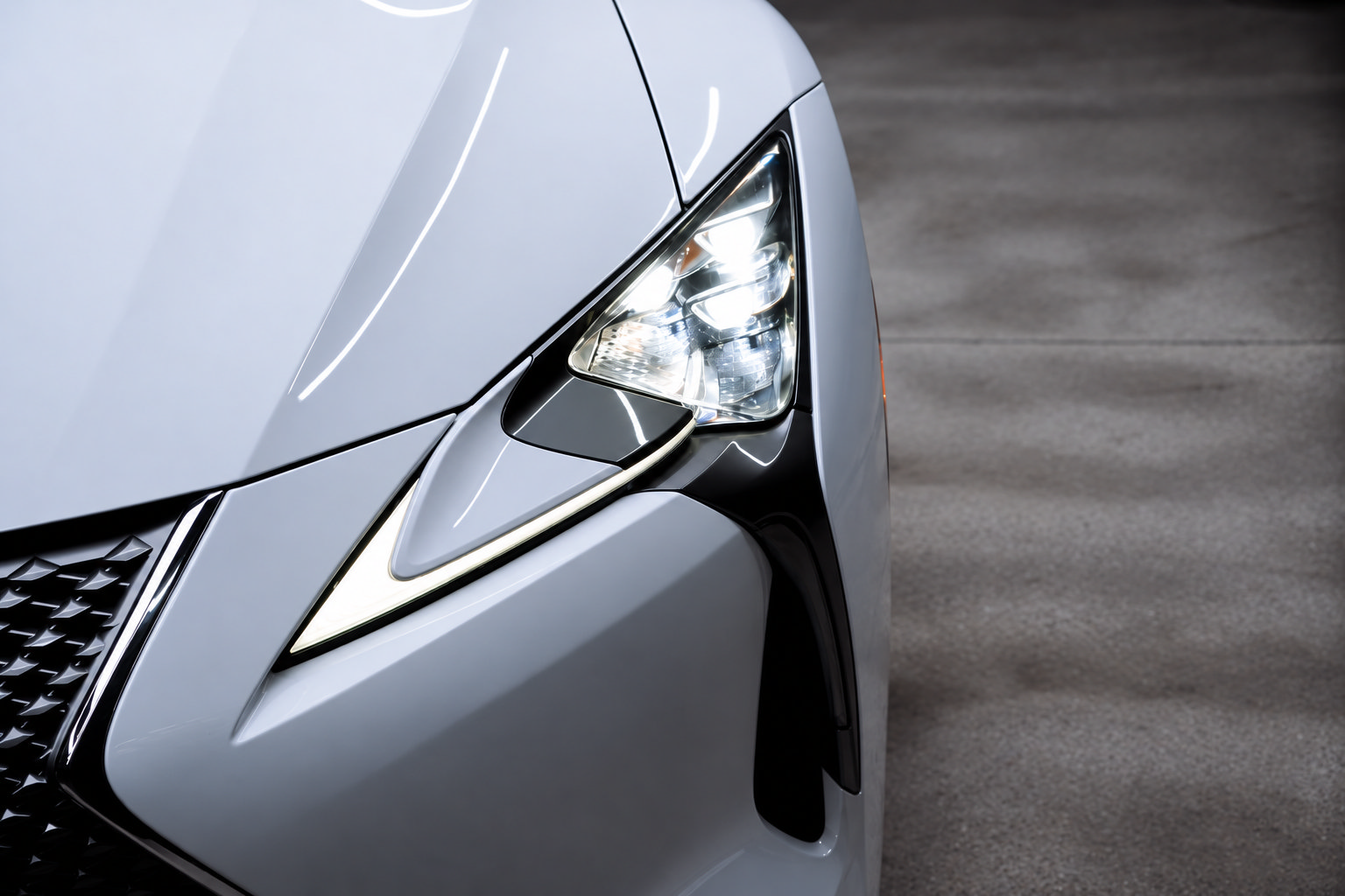 Used 2018 Lexus LC 500 Coupe RWD image 14