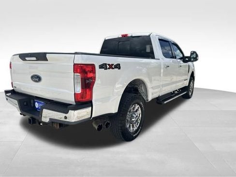 Used 2017 Ford F250 Lariat AWD/4WD image 6