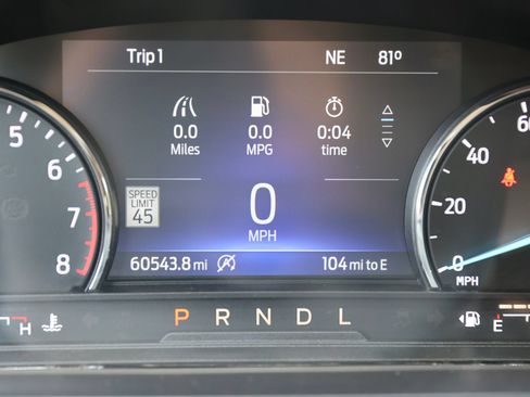 Used 2021 Ford Explorer Limited w/ Equipment Group 301A AWD/4WD image 44