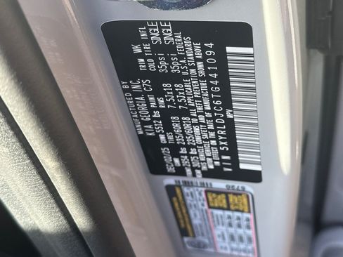 New 2026 Kia Sorento S image 21