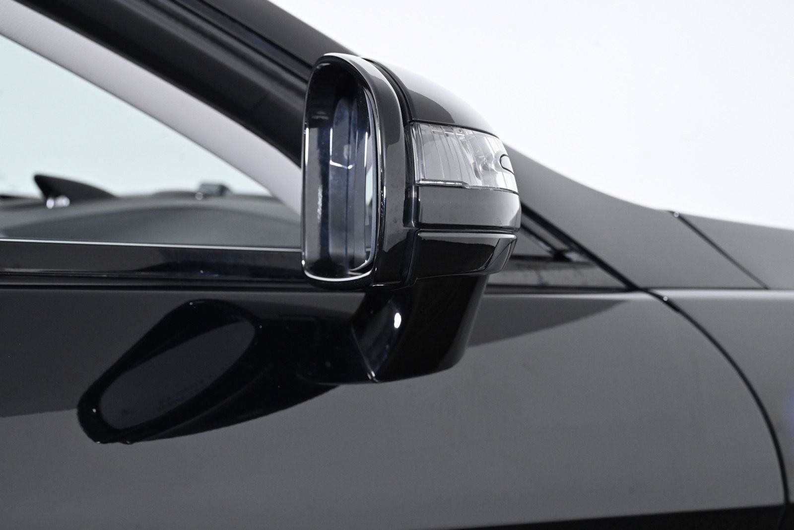 Used 2013 Mercedes-Benz SL 550 image 9