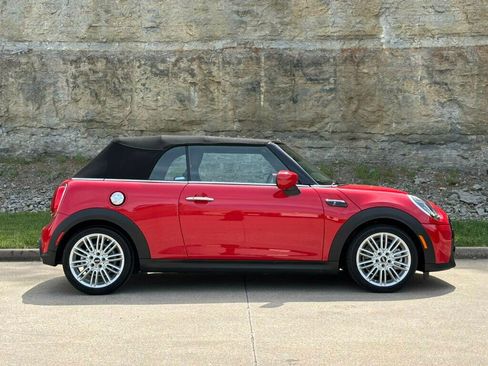 Used 2024 MINI Cooper S FWD image 7