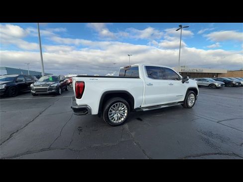 Used 2023 GMC Sierra 1500 SLT w/ SLT Premium Package image 8
