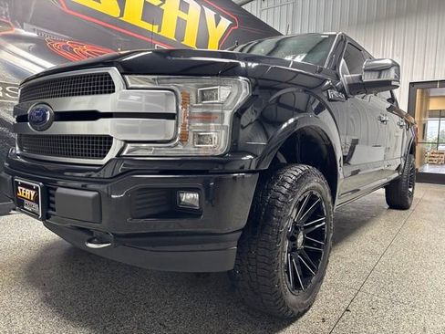Used 2018 Ford F150 Platinum w/ Equipment Group 701A Luxury AWD/4WD image 2