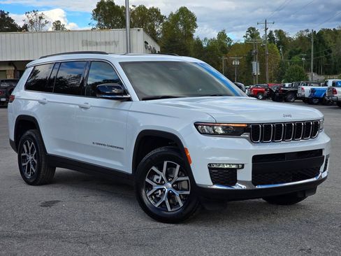 New 2025 Jeep Grand Cherokee L Limited image 15