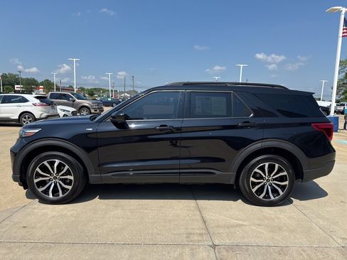Used 2023 Ford Explorer ST-Line image 4