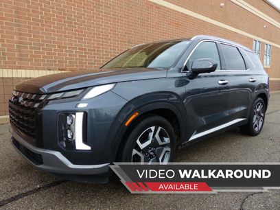 Used 2023 Hyundai Palisade Limited w/ Cargo Package