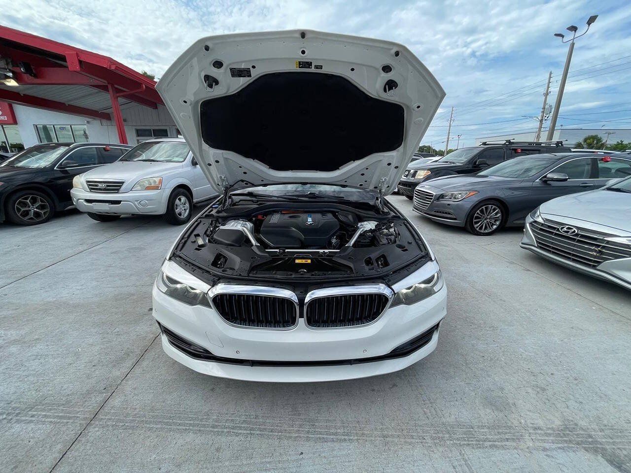 Used 2018 BMW 530e RWD image 18