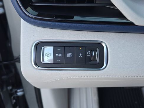 New 2026 Buick Enclave Avenir w/ Super Cruise Package FWD image 25