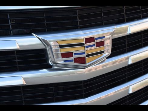 Used 2018 Cadillac Escalade ESV 2WD image 47