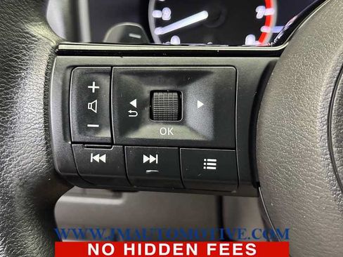 Used 2022 Nissan Rogue SV AWD/4WD image 36