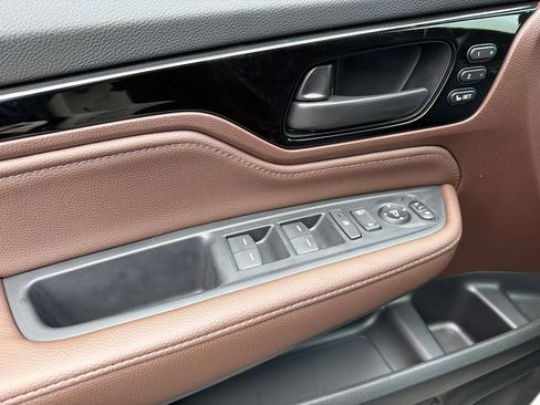 New 2026 Honda Odyssey Touring image 37