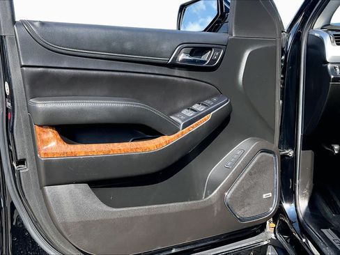 Used 2018 Chevrolet Tahoe Premier RWD image 22
