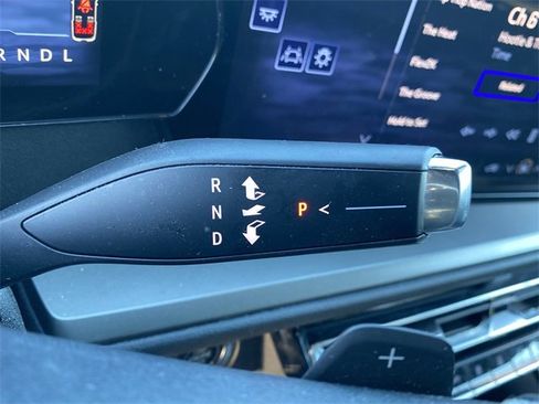 Certified 2025 Chevrolet Traverse LT image 21