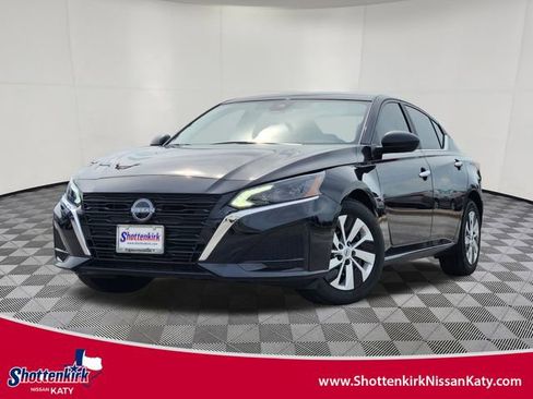 New 2025 Nissan Altima 2.5 S image 1