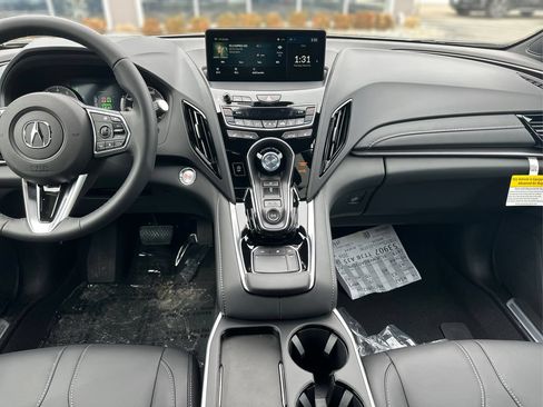 New 2026 Acura RDX SH-AWD image 22