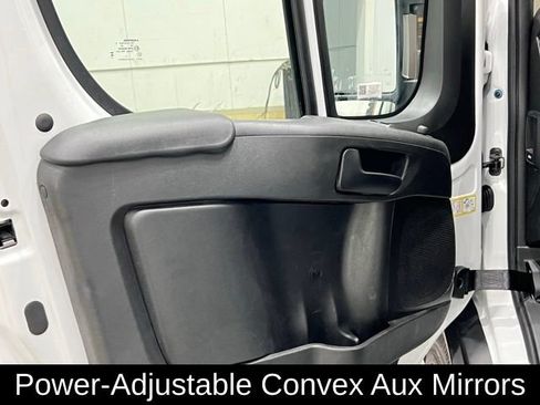 Used 2025 RAM ProMaster 2500 w/ Convenience Group FWD image 16