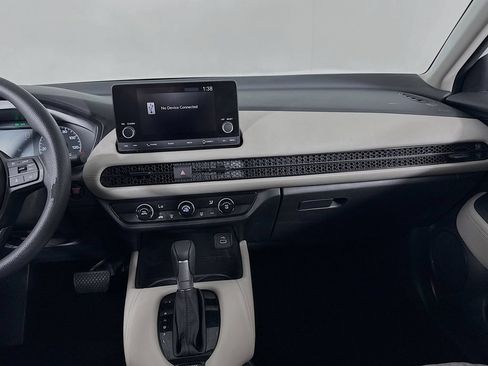 Certified 2024 Honda HR-V LX image 12