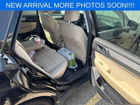 Used 2019 Subaru Outback 2.5i Premium AWD/4WD image 12
