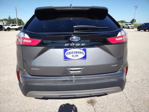 Used 2024 Ford Edge SEL w/ Convenience Package AWD/4WD image 4