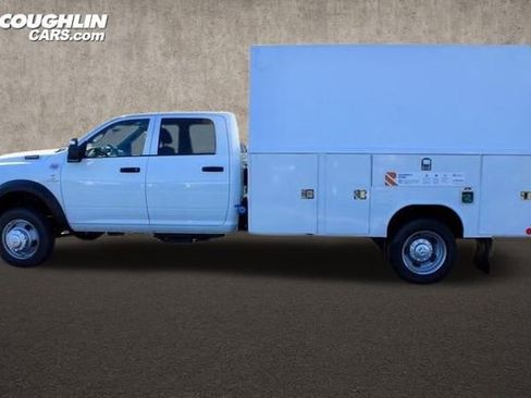 New 2024 RAM 5500 Tradesman w/ Chrome Appearance Group image 8