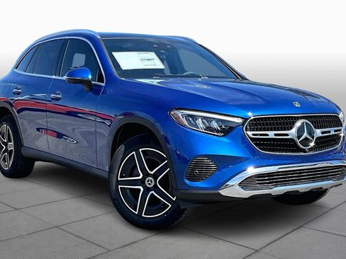 New 2026 Mercedes-Benz GLC 300 image 2