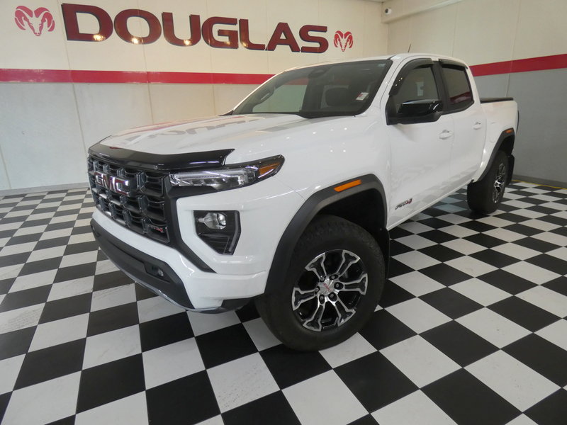 Used 2023 GMC Canyon AT4 w/ AT4 Premium Package AWD/4WD image 1