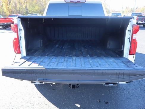 Used 2020 Chevrolet Silverado 1500 High Country w/ Technology Package image 37