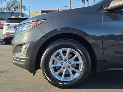 Used 2021 Chevrolet Equinox LS w/ LPO, Blackout Package FWD image 9
