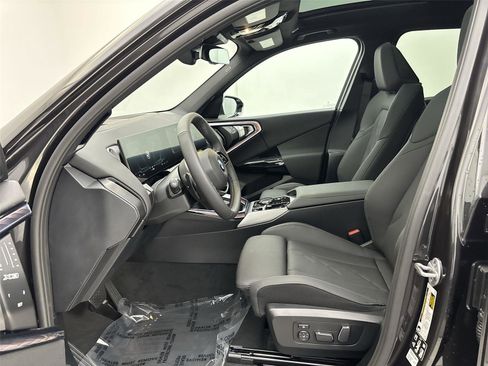New 2026 BMW X3 xDrive30 w/ Premium Package image 25